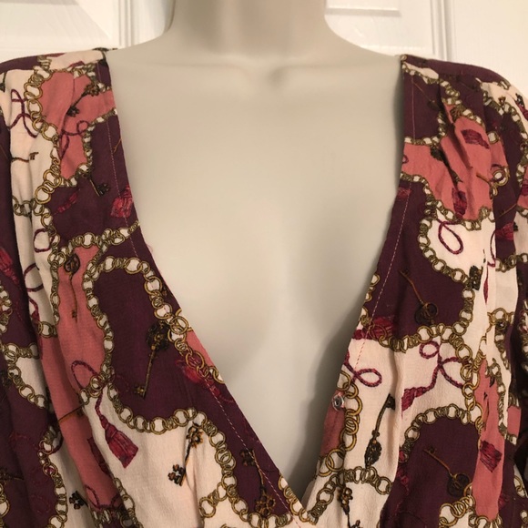 COPY - Brand new never worn, Velvet heart one snap v neck printed blouse. Gorge… - Picture 5 of 14